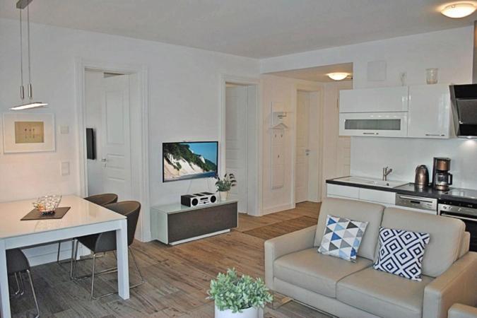 Villa Poseidon - We 5 In Strandnaehe Und Zentrumsnah Binz Bagian luar foto
